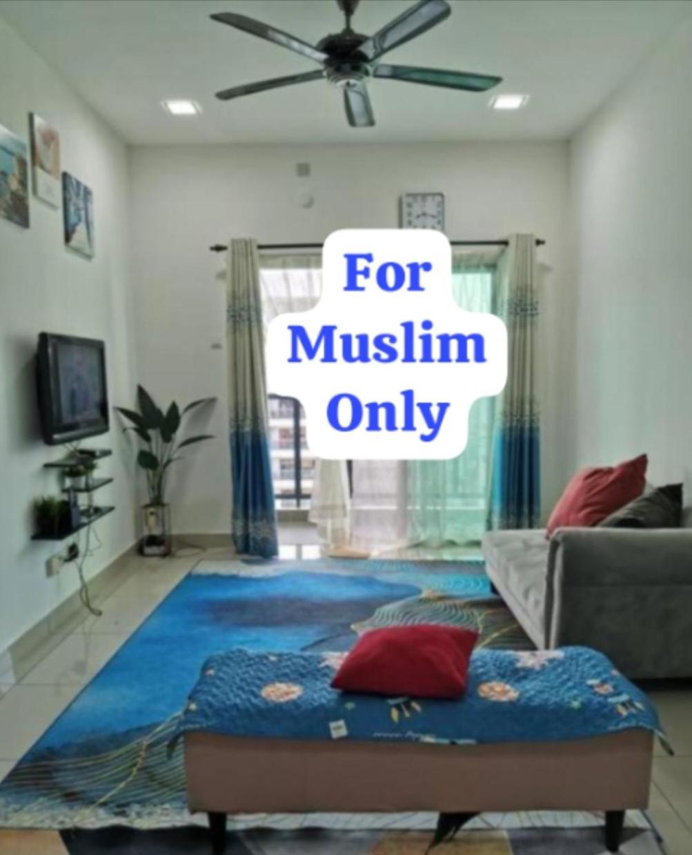 Zanra Homestay At Residensi Zamrud Blok B Kajang Luaran gambar